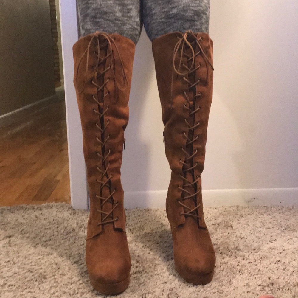 Cognac colored boots💜